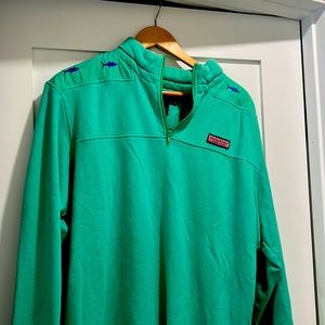 Vineyard Vines Men’s Pullover half chest